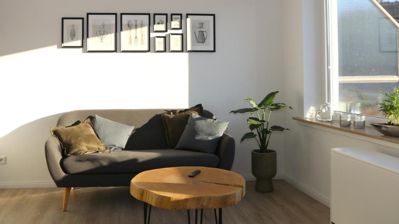 Apartment Seeblick25 - - Balkony - Wifi - Great View - New & Modern *