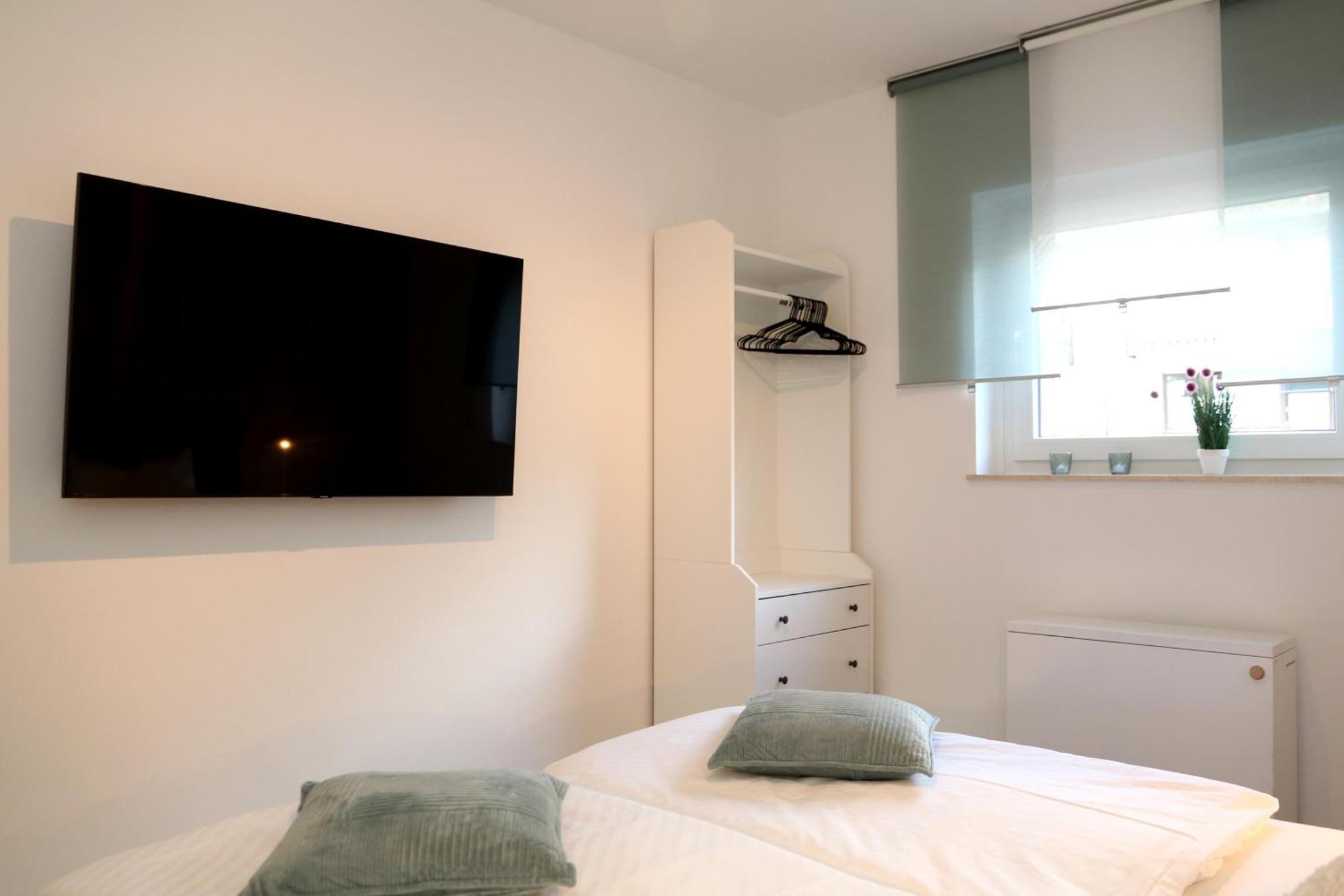 Apartment Seeblick25 - - Balkony - Wifi - Great View - New & Modern